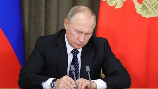 Путин подписал закон об упрощении предоставления вида на жительство гражданам Украины | Новороссия
