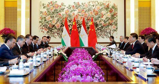 Глава Минфина РТ: Доля Китая во внешнем долге Таджикистана составляет около 48%