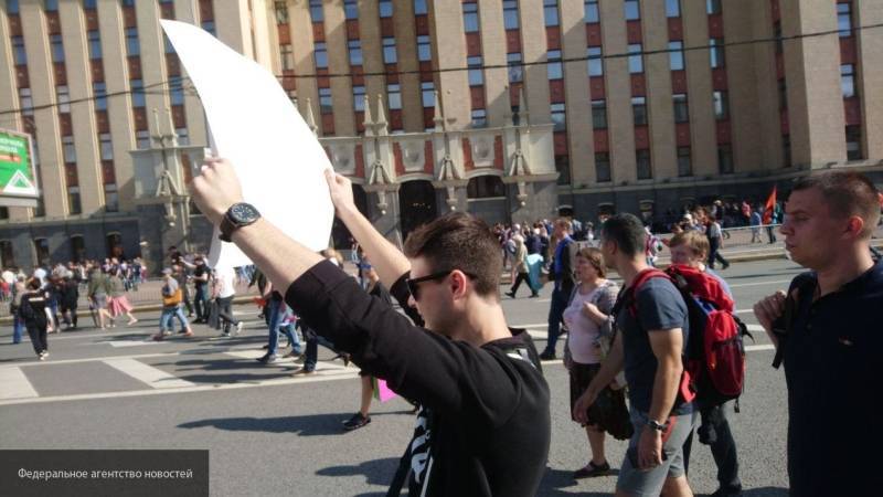 Навальнисты намерены устроить бойню на митинге в Москве для картинки в западных СМИ