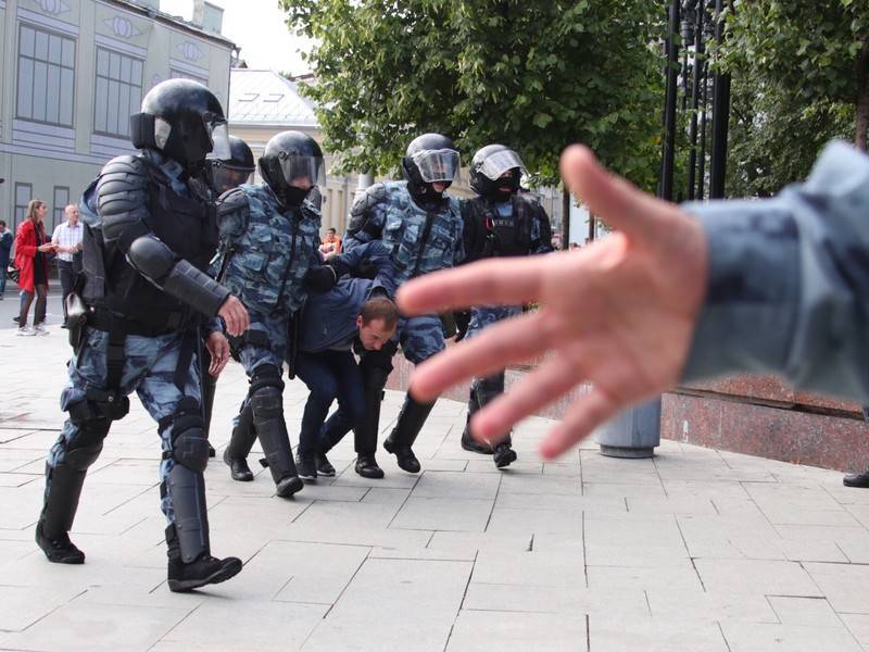 Член Общественной палаты заявил, что протесты в Москве пошли на спад