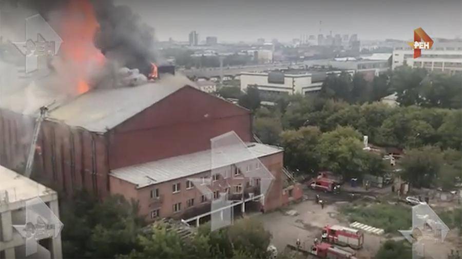 Площадь пожара в здании в центре Москвы составила две тыс. метров