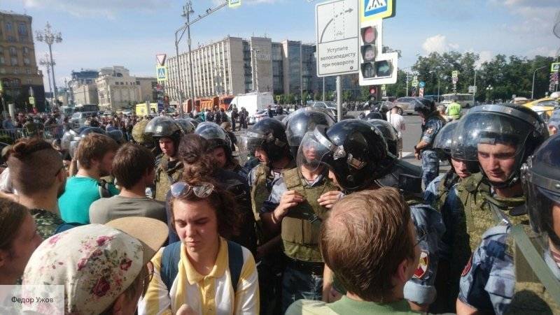 Полиция Москвы защитит горожан от участников незаконного митинга 3 августа