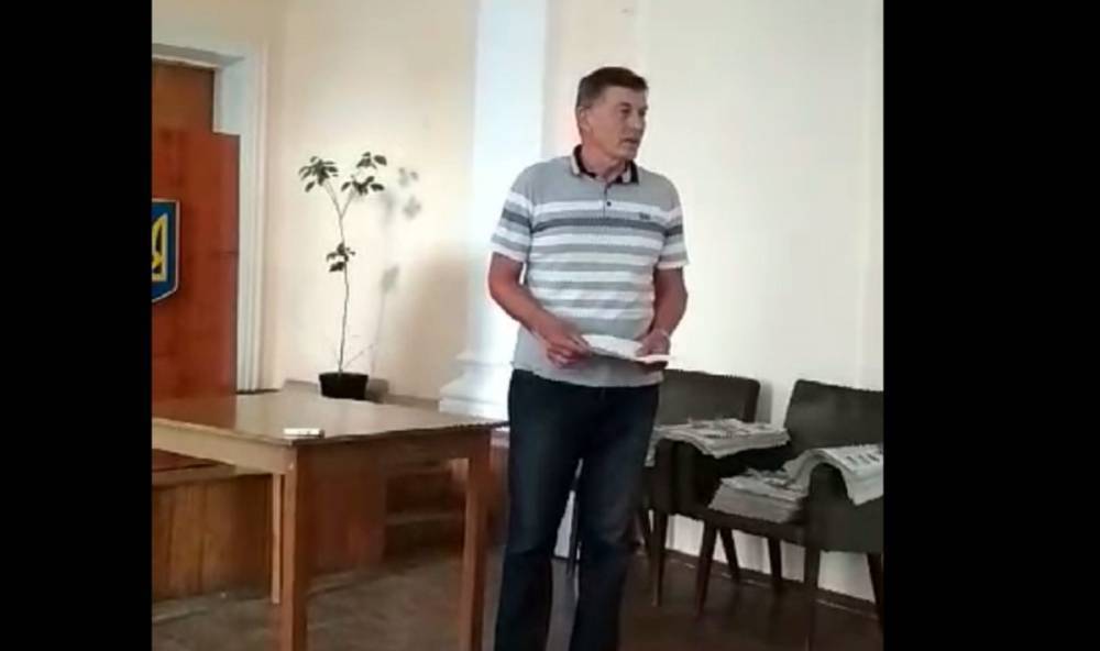 Боевики ВСУ принудили мэра Корсуня извинятся за слова о братоубийственной войне на Донбассе