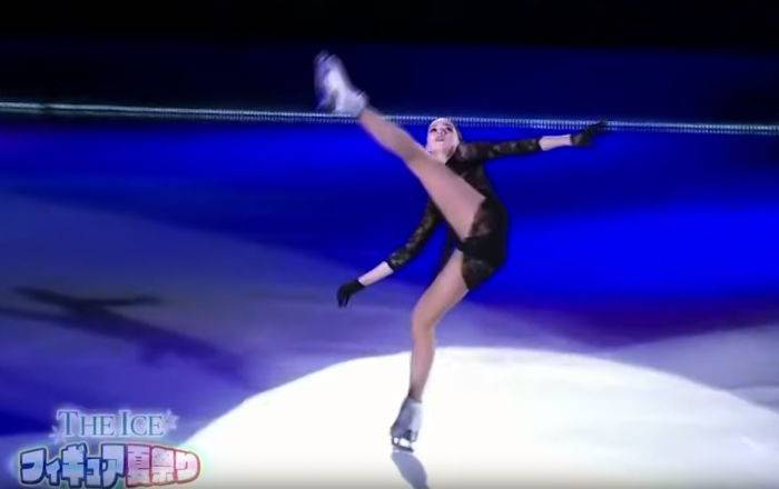 Загитова танцует под Me Voy - потрясающее видео новой короткой программы фигуристки