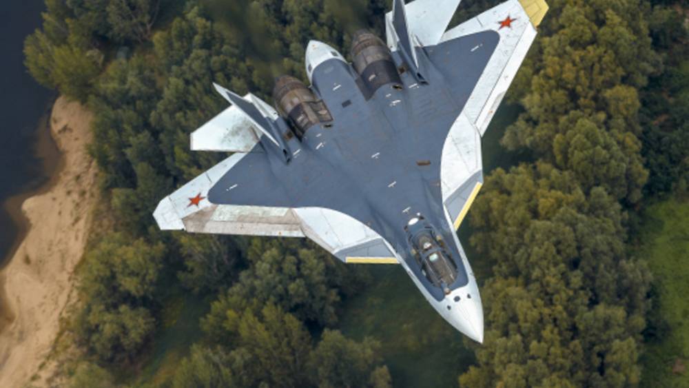 И может быть даже пощупать: Новейший истребитель Су-57 покажут на авиасалоне МАКС