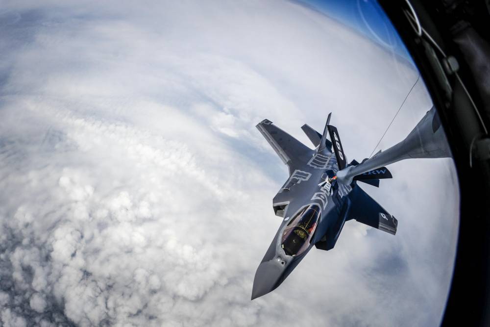 США обвинили Китай в краже технологий истребителей F-35