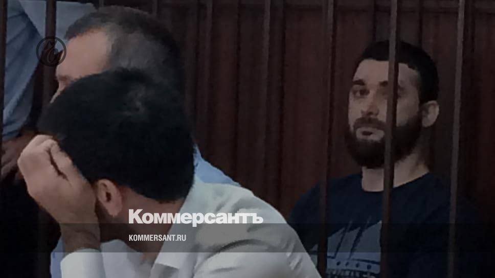 Верховный суд Дагестана оставил под стражей журналиста ''Черновика''