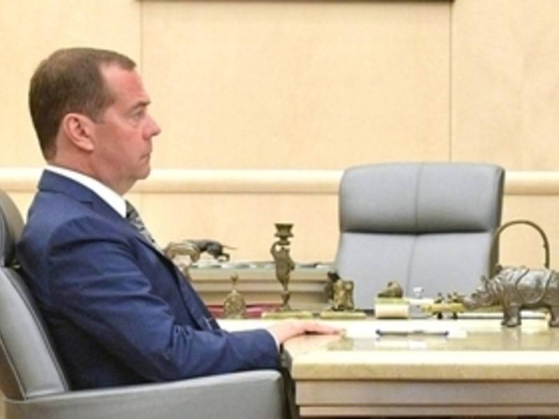 Медведев сменил главу Фонда защиты прав дольщиков