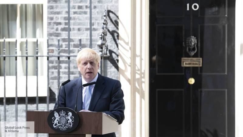 Британский аналитик считает, что политика Джонсона уничтожает Великобританию