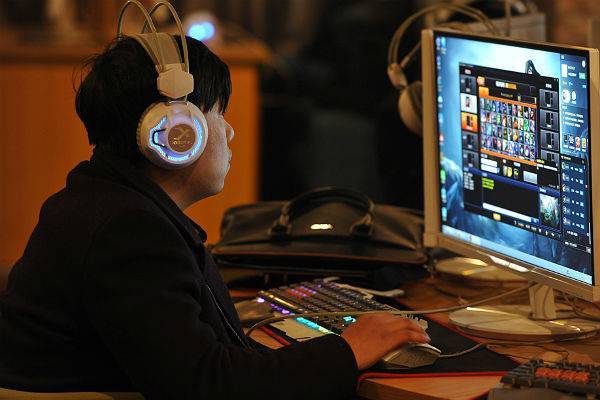 Число пользователей Интернета в Китае подобралось к миллиарду