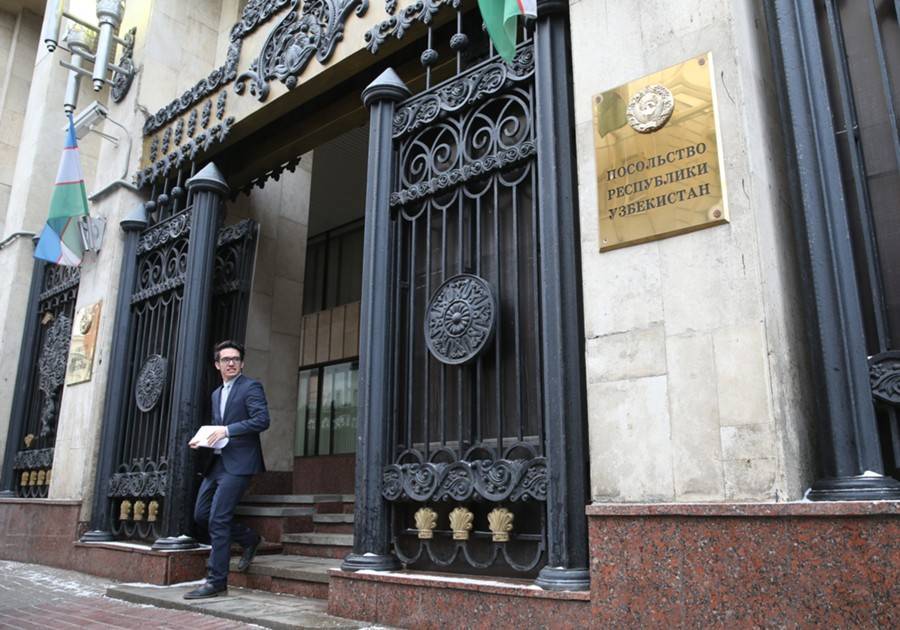 Информацию о пожаре в посольстве Узбекистана опровергли