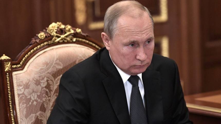 Путин поправил Чибиса в разговоре о многодетных семьях