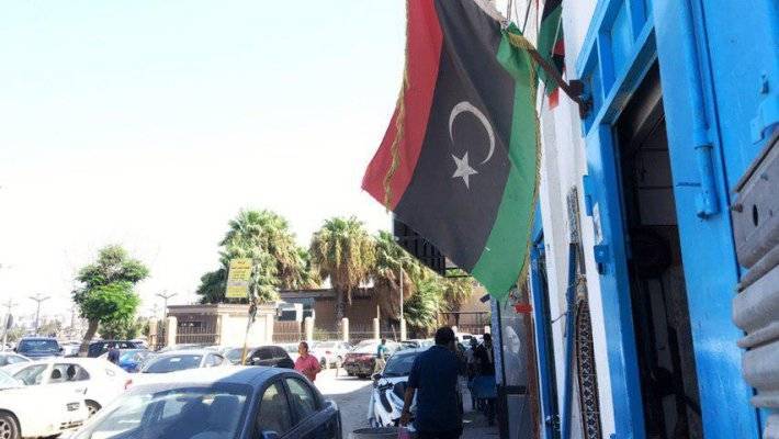 Запад хочет разрешить кризис в Ливии с помощью двух конференций