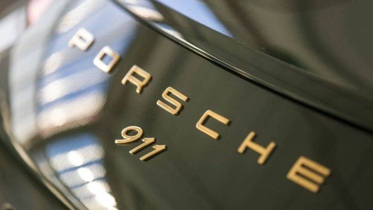 Porsche отзывает в России 138 автомобилей