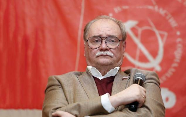 Бортко снялся с выборов в Петербурге: «Не хочу быть подкидным дураком»