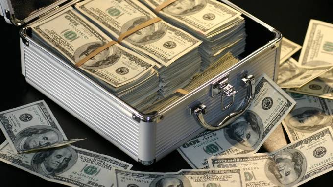 За похищенного бизнесмена из Кировского района потребовали 200 тысяч долларов
