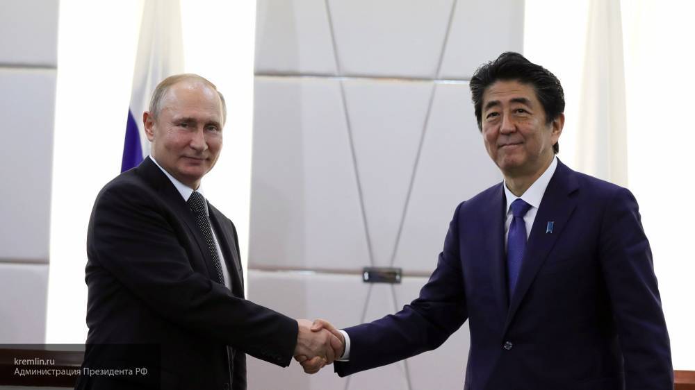Путин и Абэ обсудят проблематику мирного договора России и Японии