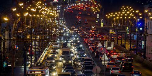 Москва оказалась вне десятки городов с самыми большими утренними пробками :: Autonews