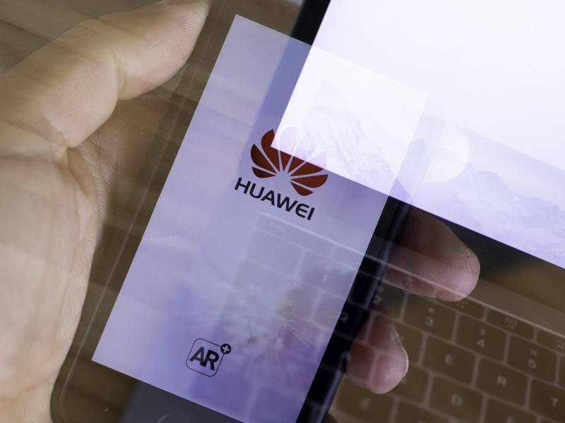 Прокуратура США заподозрила Huawei в краже технологий