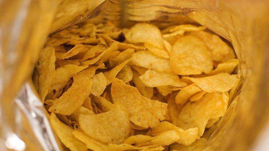 Роскачество рассказало об опасности чипсов и картофеля фри