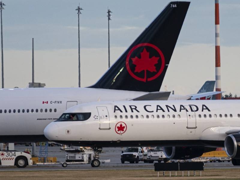 Air Canada заплатит за дискриминацию французского языка