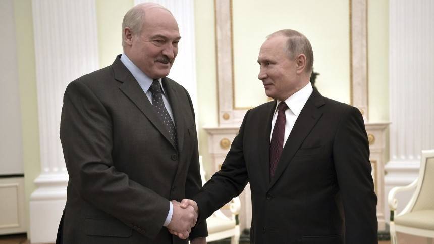Владимир Путин поздравил Александра Лукашенко с 65-летием