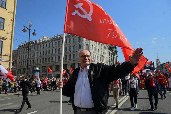 «Они ошиблись»: Бортко подал в избирком Петербурга заявление о снятии с выборов