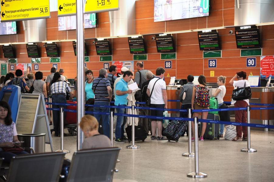 Более 120 рейсов задержано и отменено в столичных аэропортах