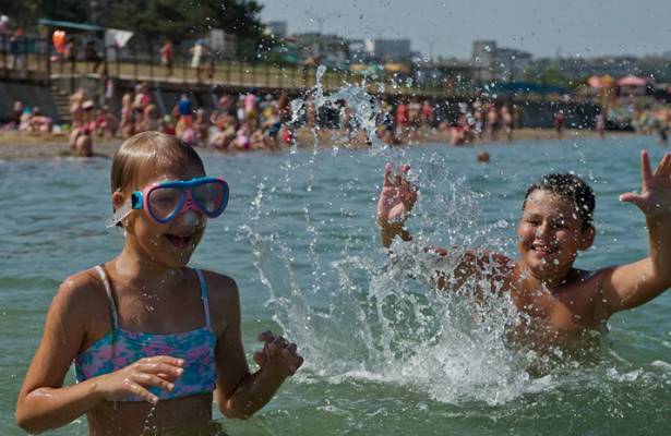Депутат Госдумы пояснил предложение продлить летние каникулы