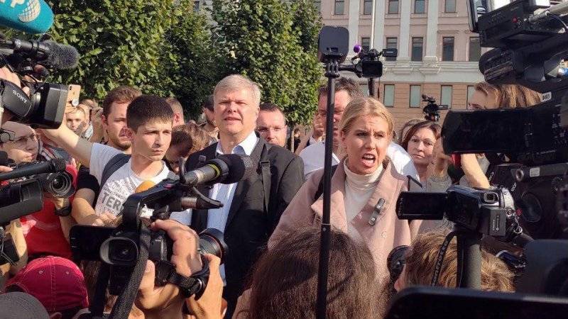 Депутат Боярский заявил, что протесты в Москве контролируются из-за рубежа