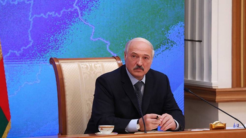 Лукашенко попросил «не страдать» белорусских производителей сахара