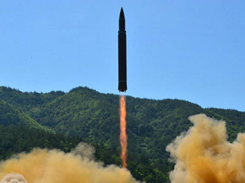 Трамп не видит в северокорейских ракетах нарушений соглашения с США