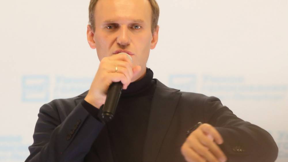 "Президент Навальный" мог быть частью кампании отмыва денег мафии. СКР и журналисты собрали "пазл" преступления