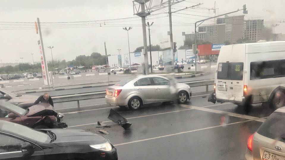 На Московском шоссе произошло ДТП с участием маршрутки – РИА «7 новостей»
