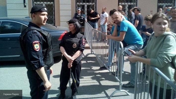 Сайт «Уголовка» опубликует данные провокаторов и хулиганов с незаконного митинга в Москве