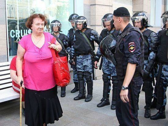 В МВД сообщили о 600 задержанных на несогласованной акции в Москве