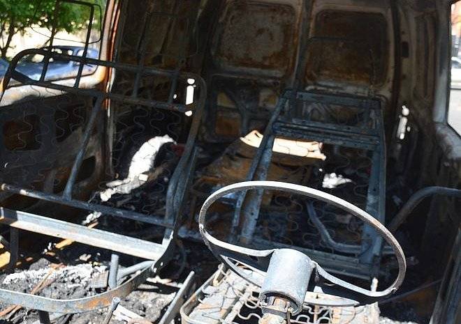 Двое молодых рязанцев сожгли автомобиль в Пронске