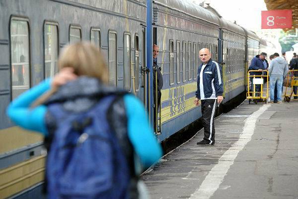 В Киеве прогнозируют бегство половины украинцев за рубеж