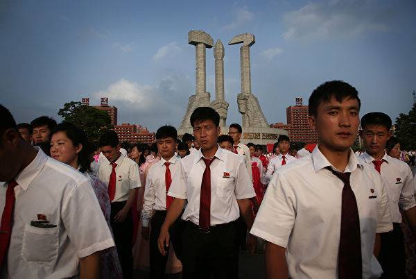 Почему у всех студентов Северной Кореи одинаковые причёски | Русская семерка
