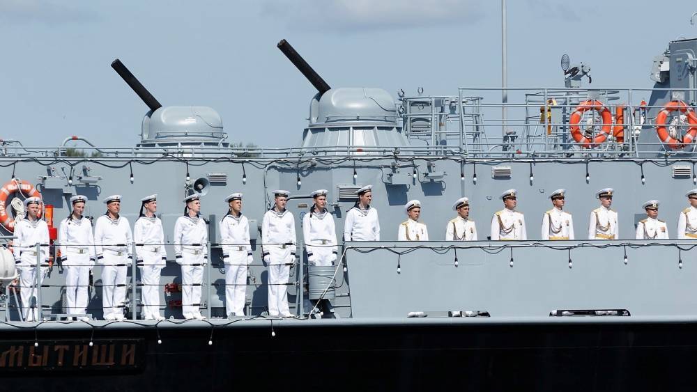 The National Interest высоко оценил военно-морской парад в Петербурге