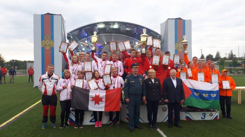 Юные туристы Глазова завоевали серебро Всероссийской «Школы безопасности»