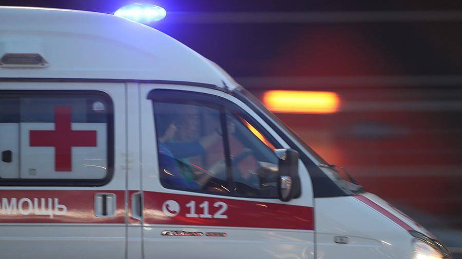 Три человека пострадали в ДТП с грузовиком на востоке Москвы