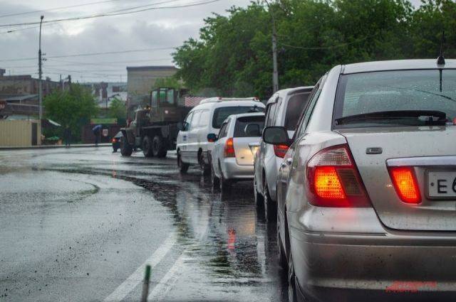 В Ростове-на-Дону ливень подтопил несколько домов