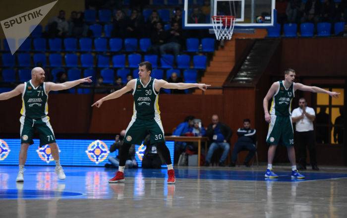 Армянская молодежная сборная по баскетболу одолела команду Молдовы