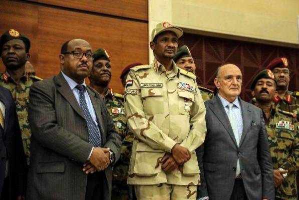 Военные и оппозиция Судана согласовали конституционную декларацию — Новости политики, Новости Большого Ближнего Востока