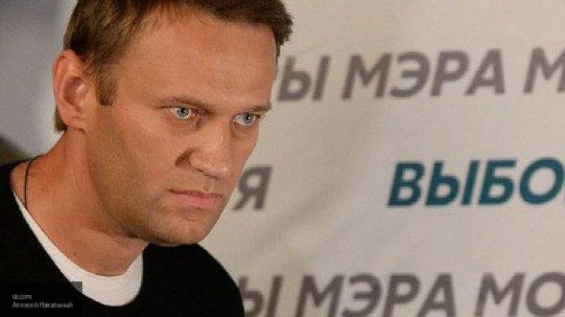Охранник Навального сыграл роль несчастного папаши во время митинга в Москве
