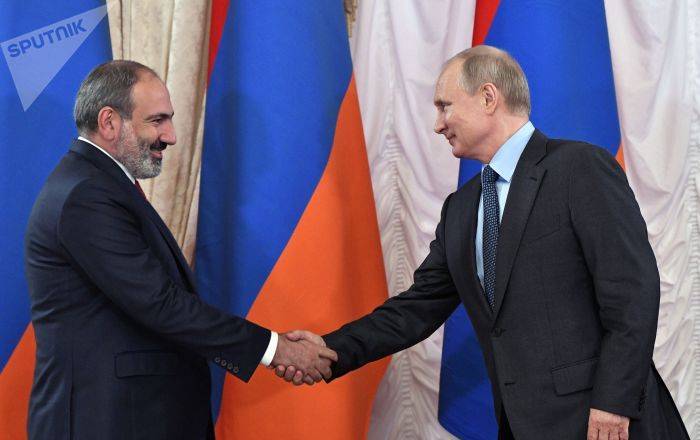 В России поняли, что любыми трениями с Арменией воспользуются третьи страны – Лукьянов