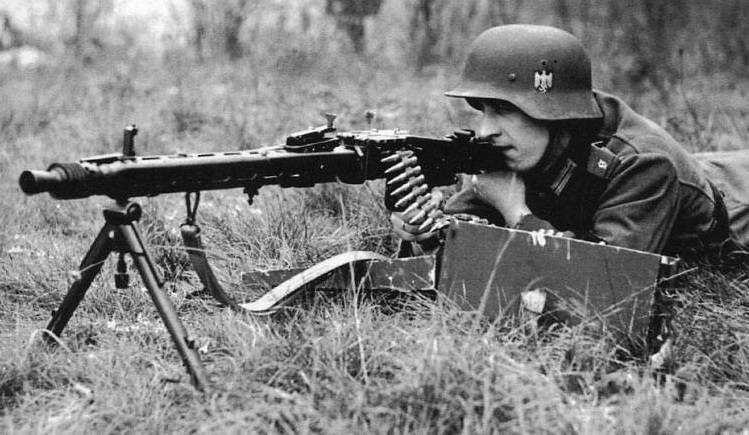 «Пила Гитлера»: почему советские бойцы так называли пулемёт MG42 | Русская семерка