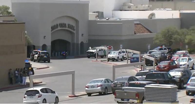 Почти 20 посетителей торгового центра пострадали при стрельбе в Техасе