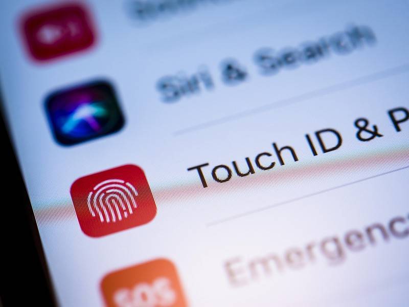iPhone с подэкранным Touch ID может выйти в 2021 году